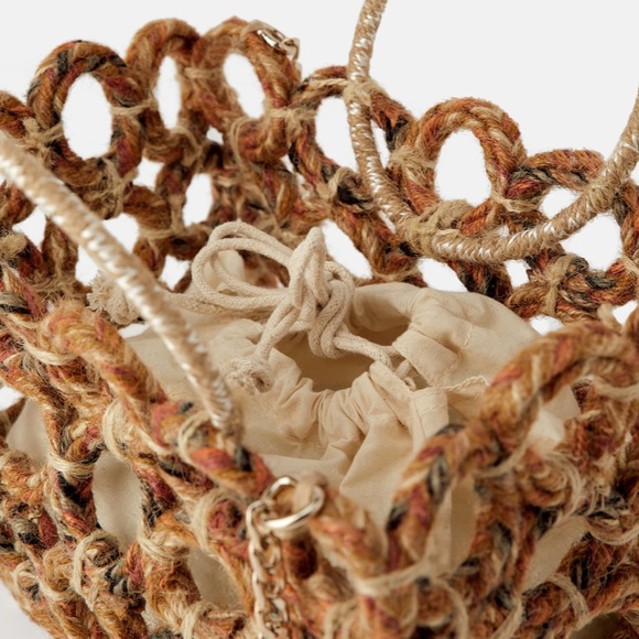 NWT • Zara • Natural Fabric Shopper - Picture 4 of 5